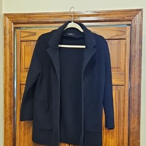 Black Organic Cotton Blazer with Lapel Collar & Full-Length Sleeves and Pockets